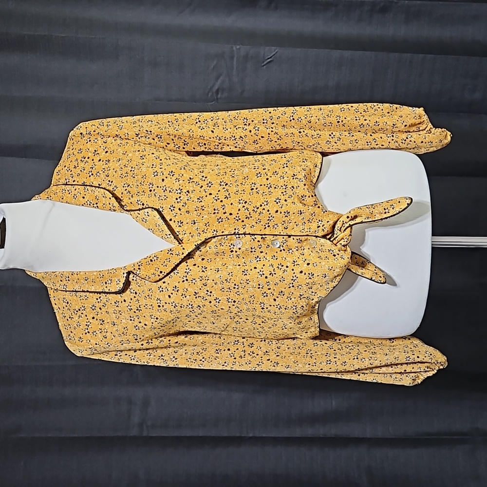 Wildflower long sleeve cropped button up